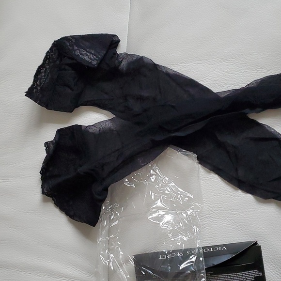 Victoria's Secret Lace Top Thigh High Stockings with Seam - Picture 3 of 5
